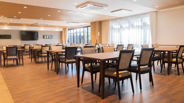 応援家族 福生 食堂