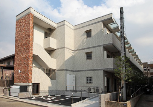 リリィパワーズレジデンス高田東 外観