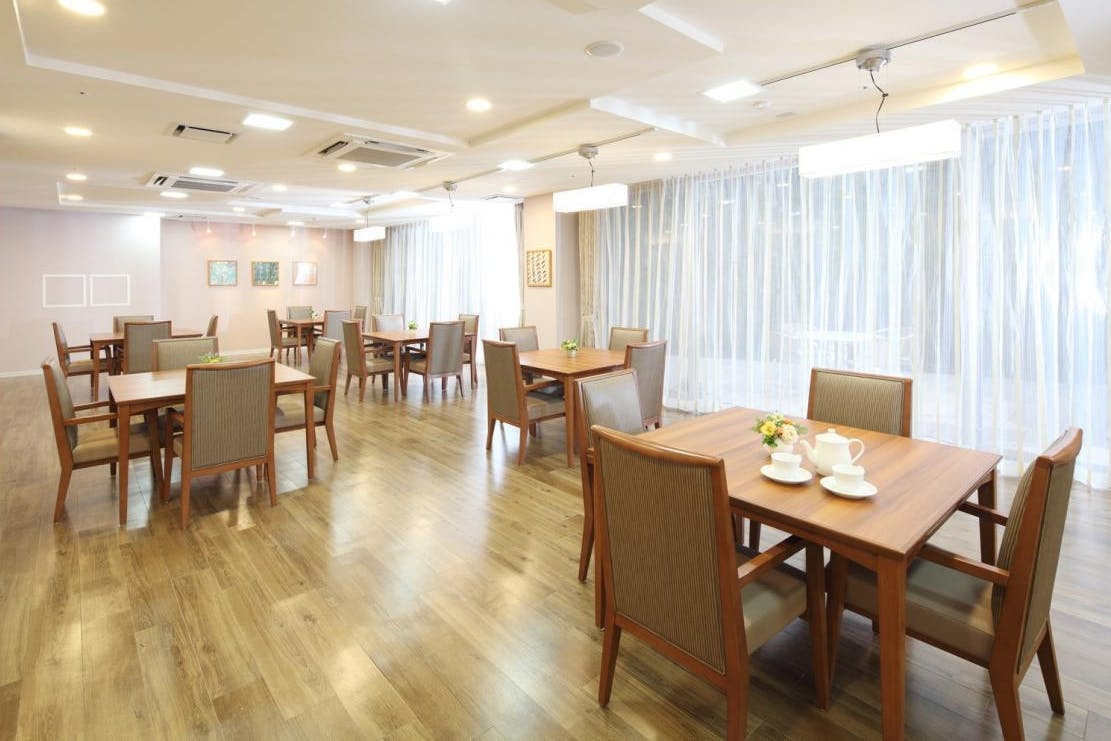 グランダ西馬込 1F ダイニングルーム兼機能訓練室