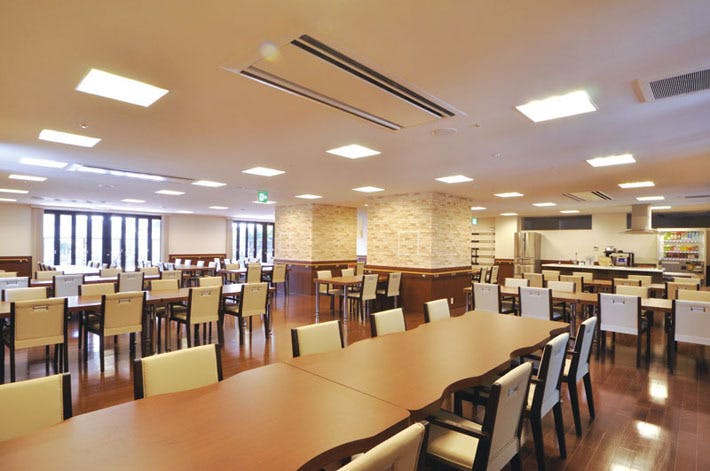 SOMPOケア ラヴィーレレジデンス青葉台 食堂