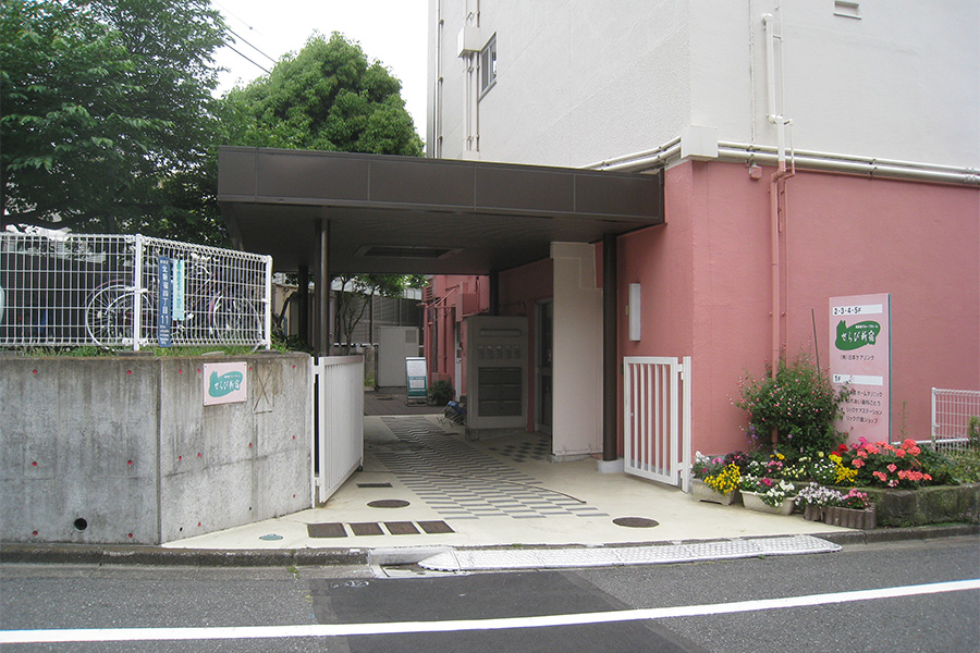 せらび新宿 外観