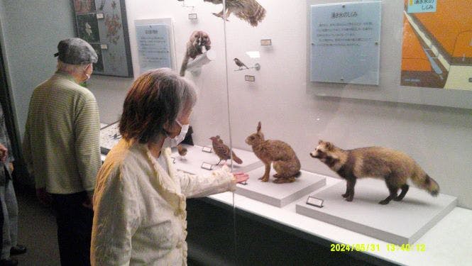 ニチイケアセンター大野台 美術館見学