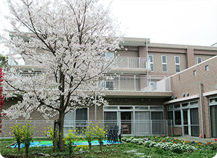 医療法人積愛会千の星・よこはま 外観