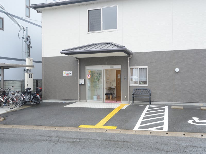 グループホームたのしい家山科小野 玄関