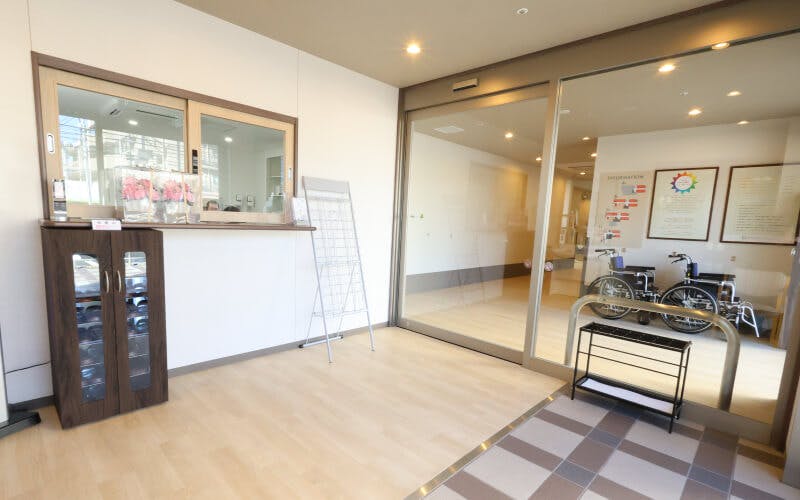 【パーキンソン病専門施設】PDハウス国立 エントランス