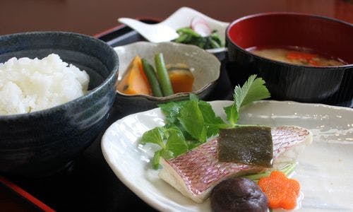 アシステッドリビングホーム豊泉家 桃山台 健康減塩食