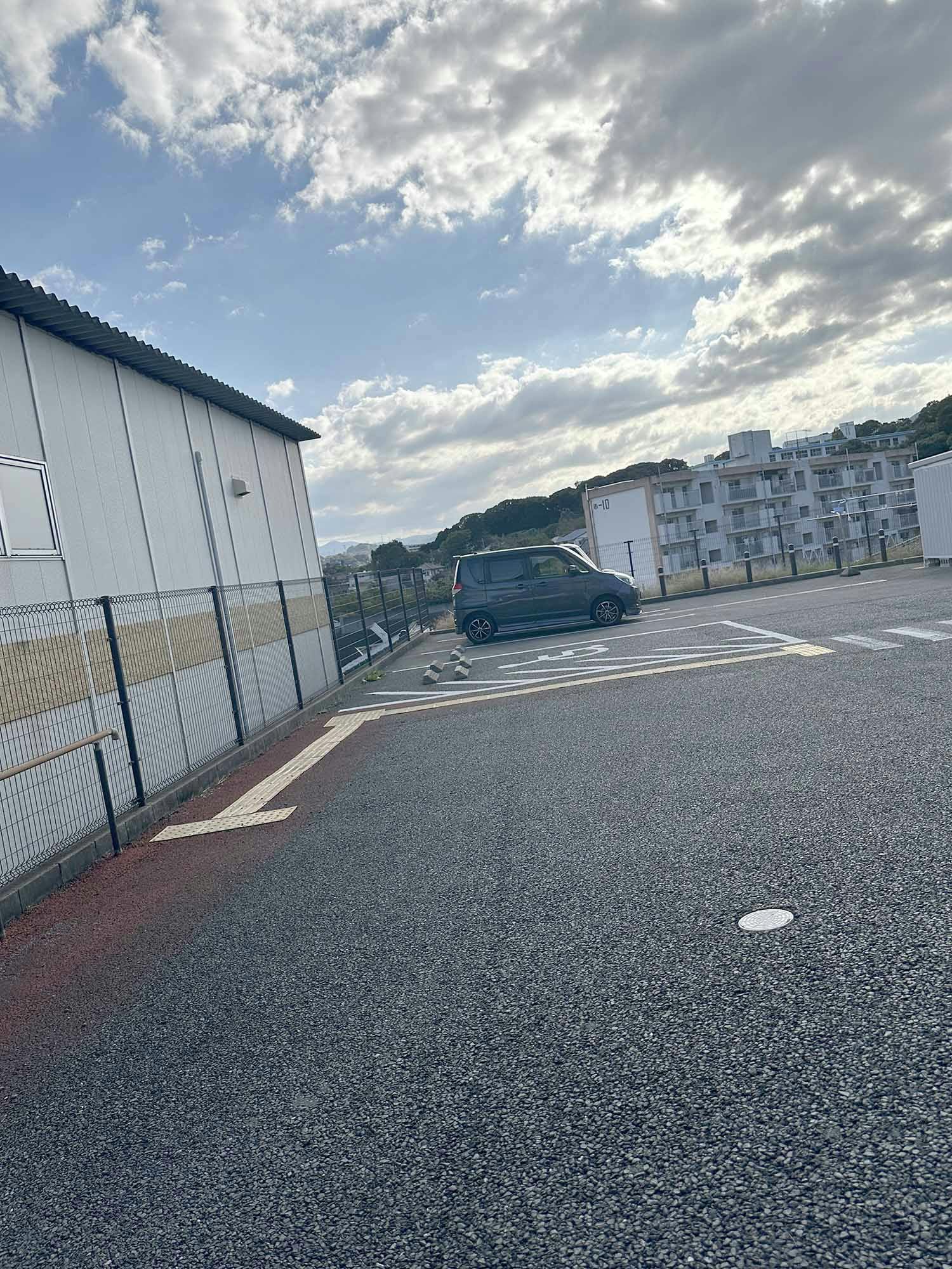 ふれあいの家到津 駐車場