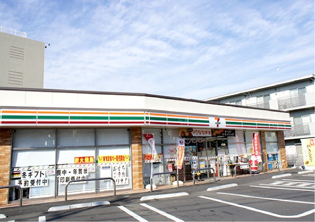 グランドマスト横浜鴨居 セブンイレブン