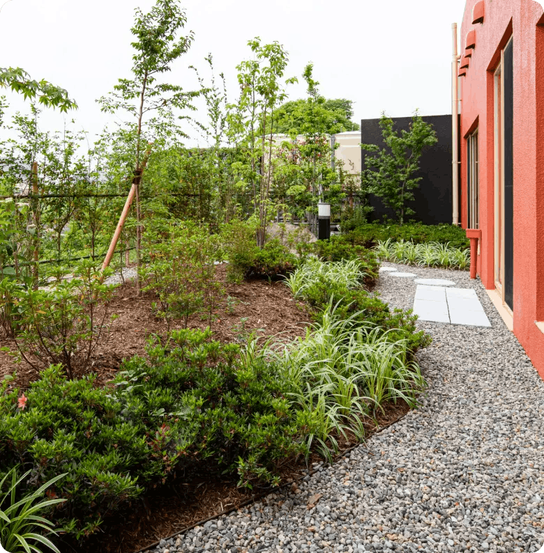 サービス付き高齢者向け住宅緑陽館 庭園