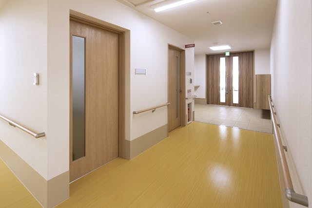 ＩＹＡＳＡＫＡ平野 玄関