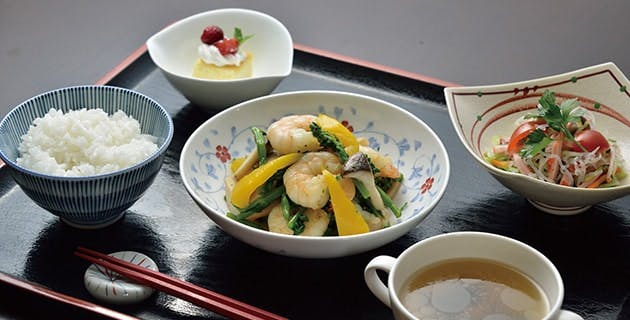 トラストガーデン宝塚 昼食