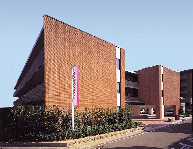 ライフコミューンあざみ野 外観