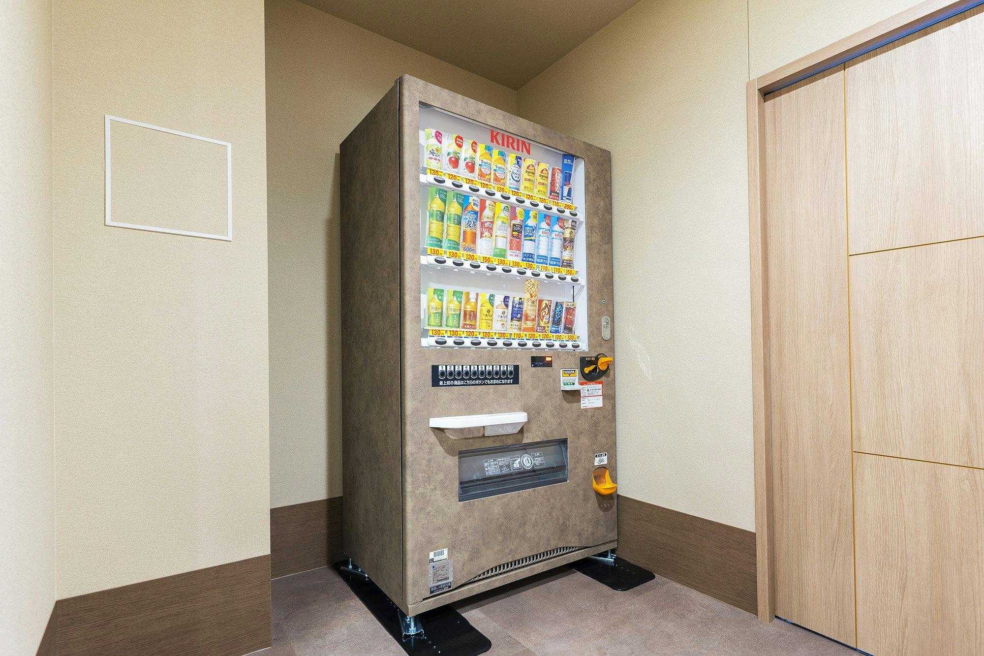 イリーゼ南柏・別邸 自動販売機