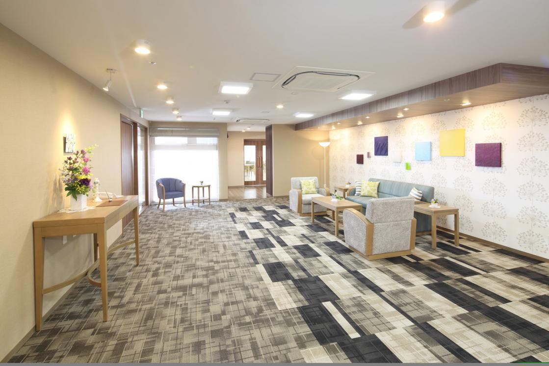 メディカルホームグランダ武蔵新城 1F ダイニングルーム兼機能訓練室