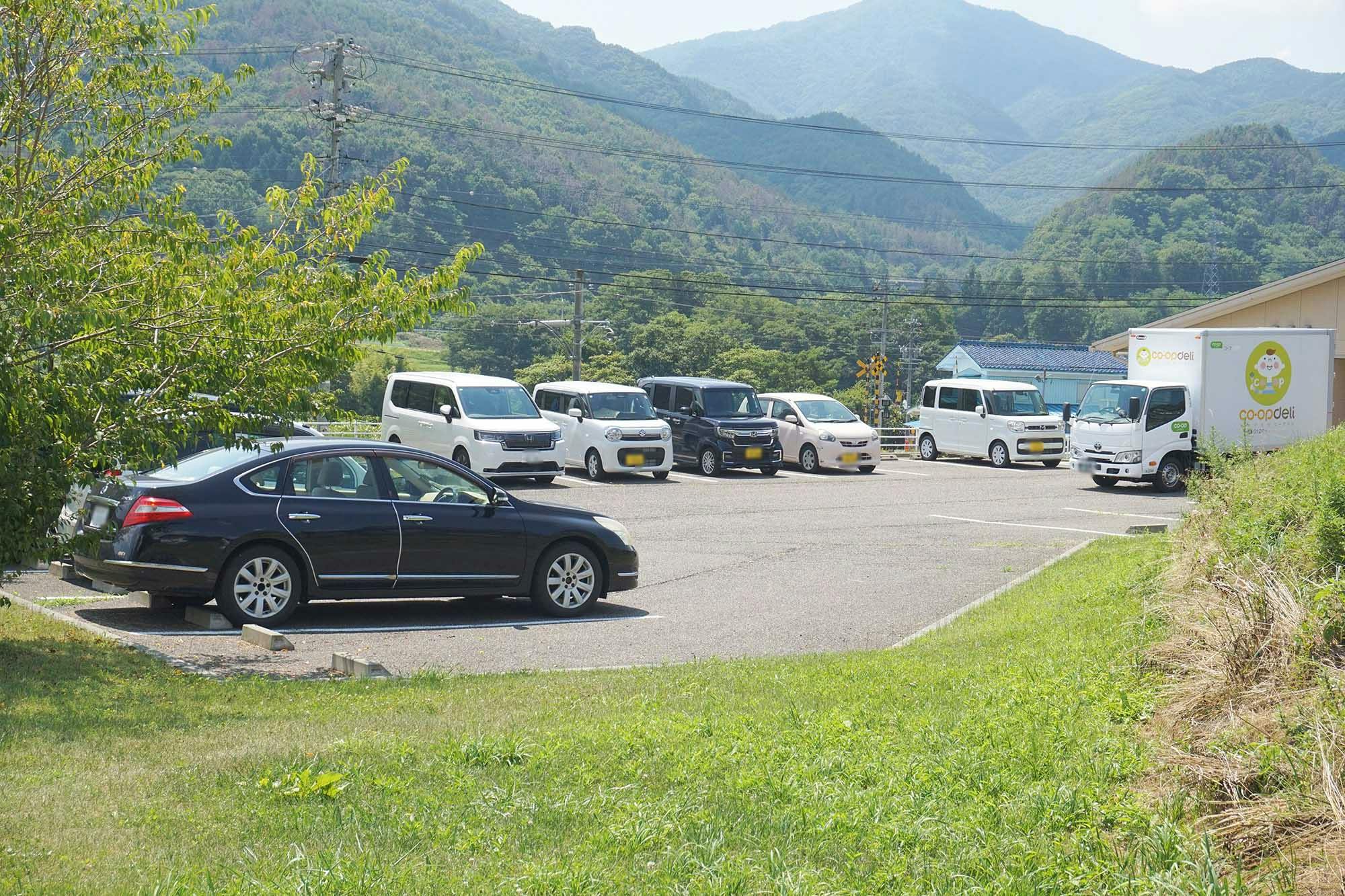 グループホームあやめ 駐車場