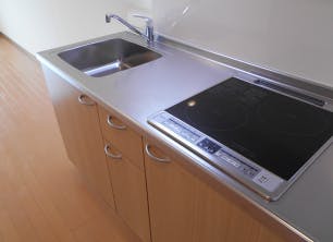 リリィパワーズレジデンス高田西 居室キッチン