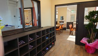 いろどりの家おおつ エントランス