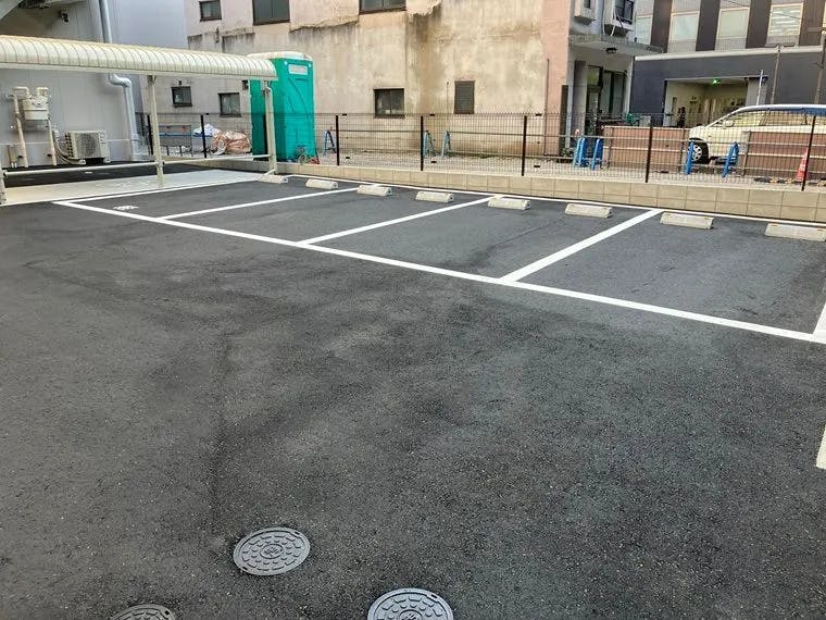 ココファン名古屋丸の内 駐車場