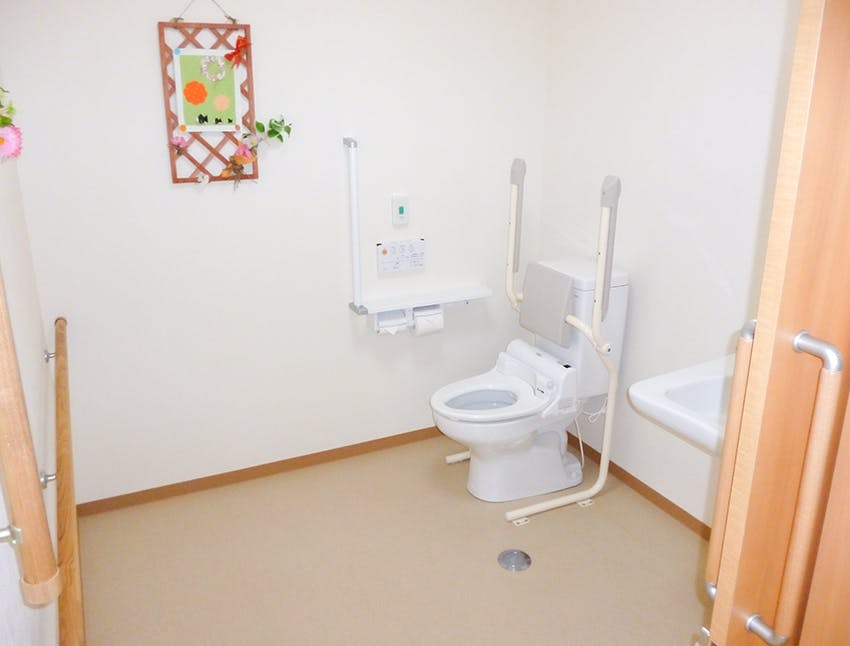 愛の家グループホーム関倉知 トイレ