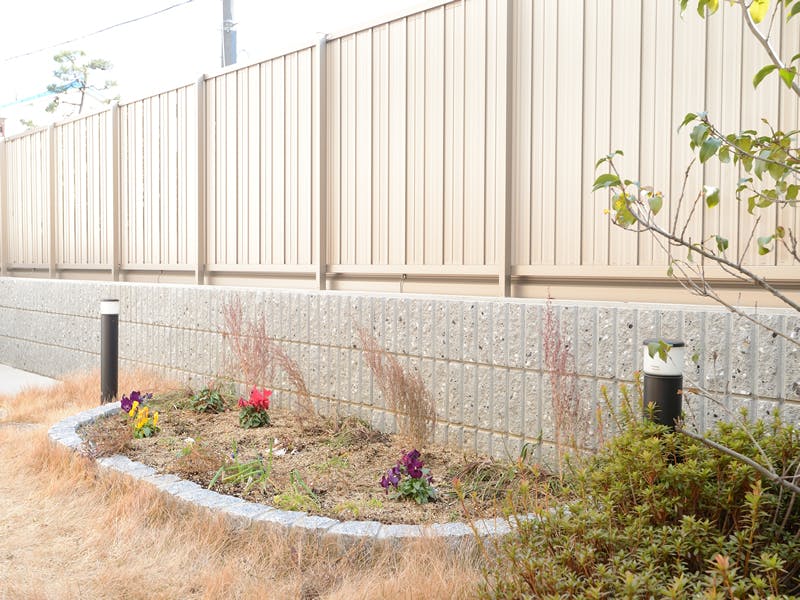 グループホームたのしい家西ノ京 庭園