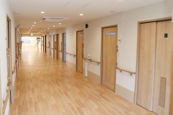 ナーシングホーム しんかわテラス 廊下