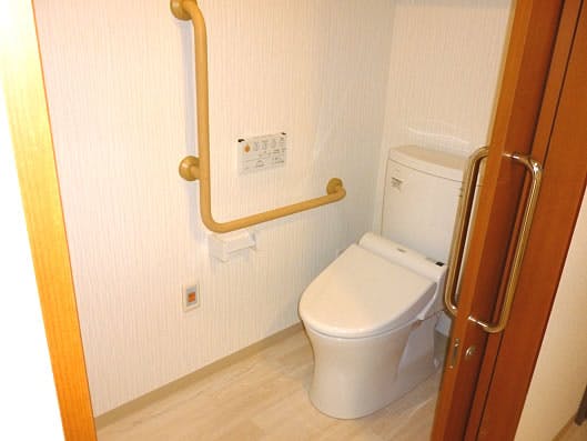 ココファン西八王子 居室トイレ