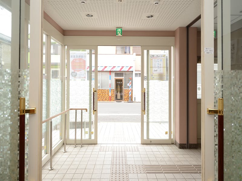 たのしい家武蔵府中ＧＨ エントランス