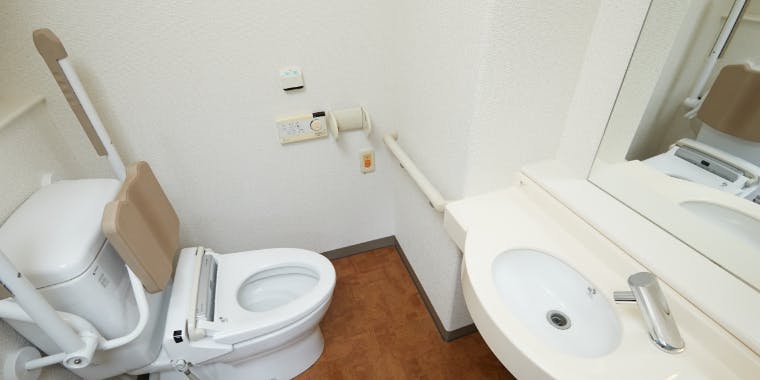 親愛カトレア館 居室