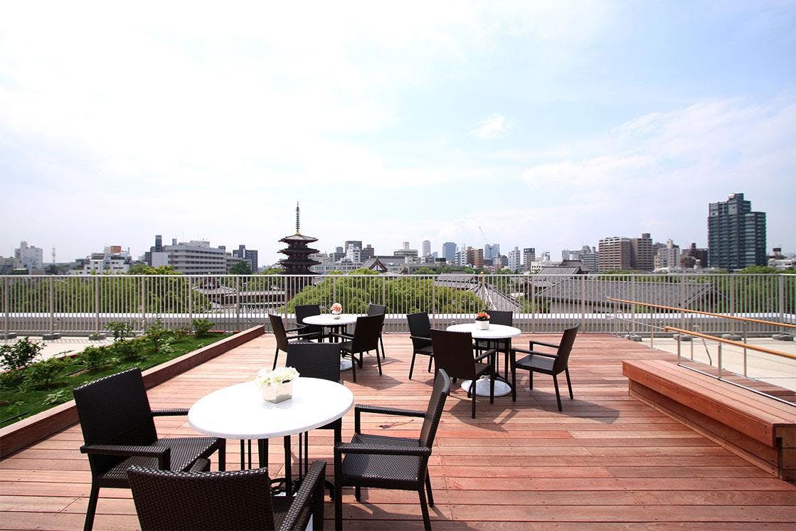 グランダ四天王寺 屋上ウッドデッキ