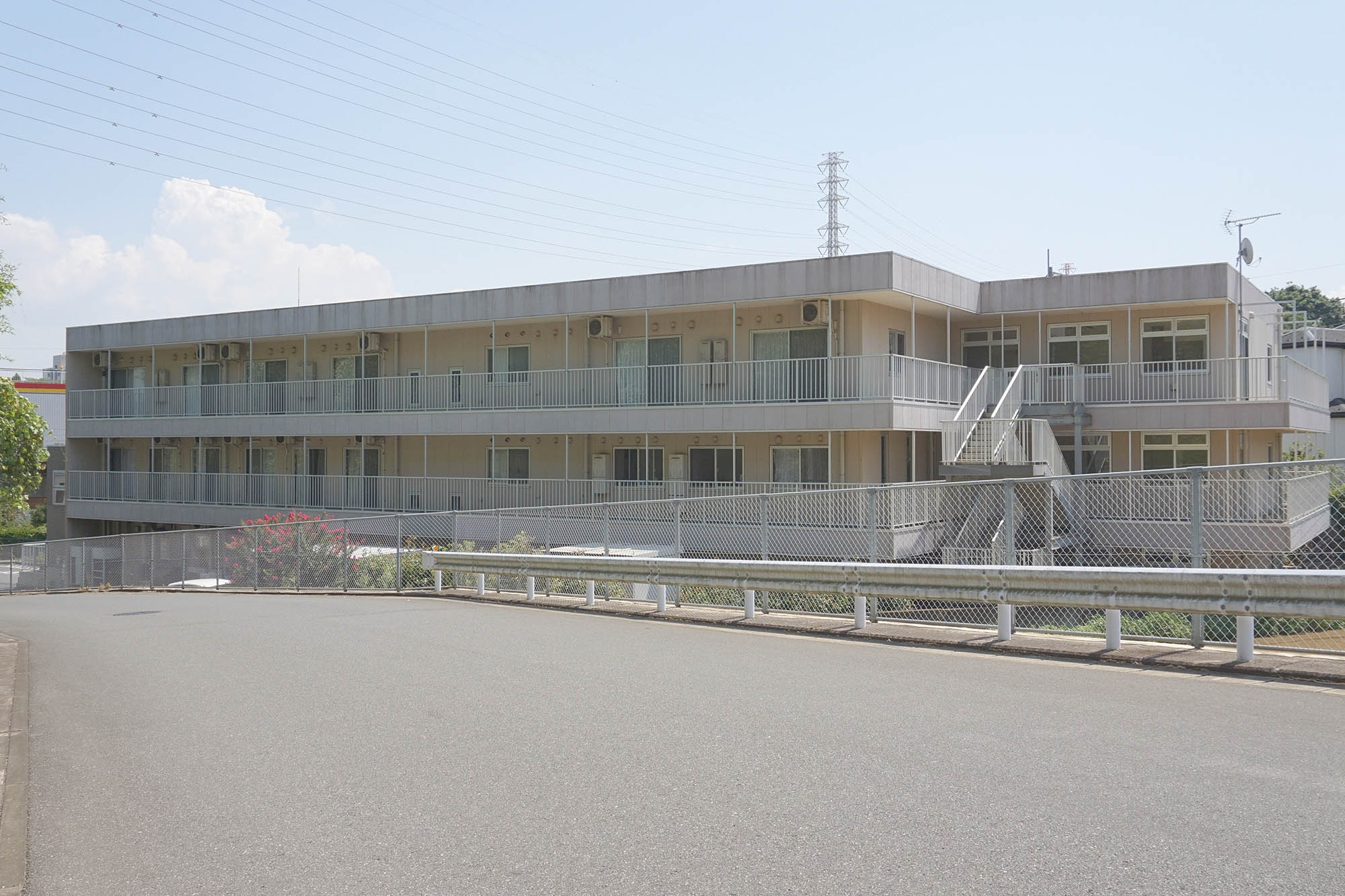 アゼリアガーデン 外観