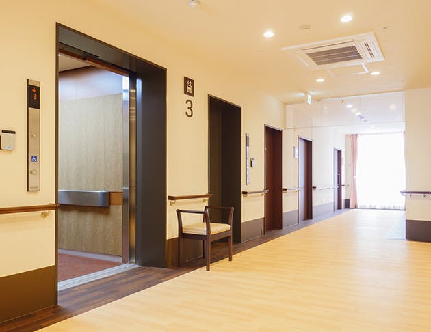リアンレーヴ東戸塚 エレベーターホール