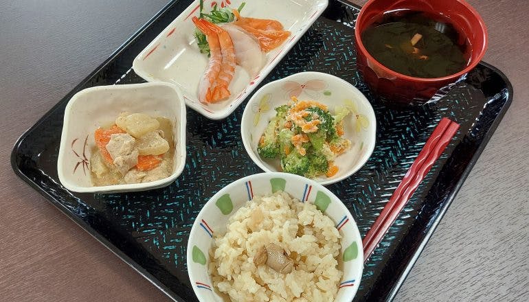 オーリョク青山 食事