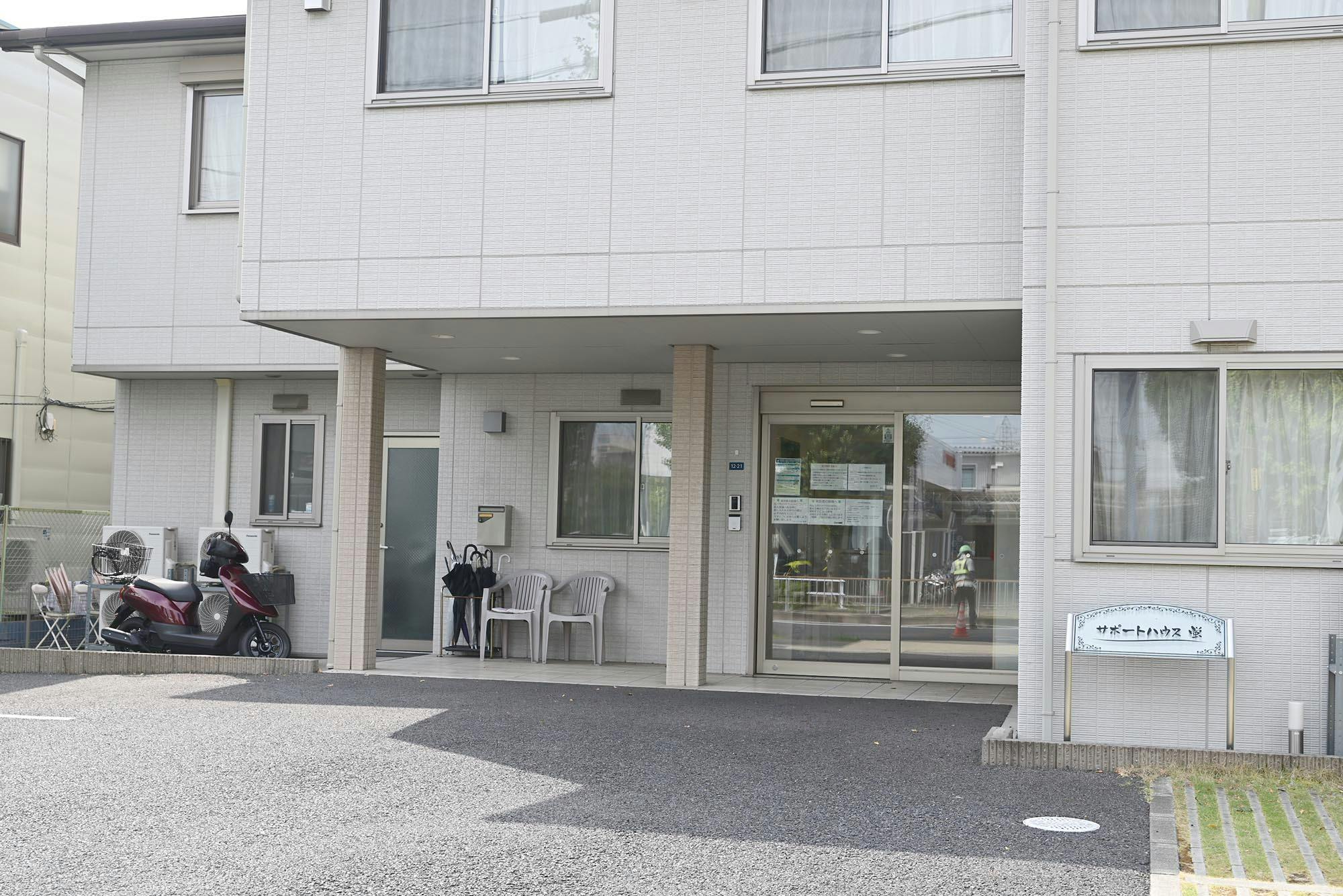 サポートハウス蛍 入口