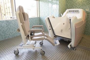 ツクイ・サンシャイン川崎宮前 特殊浴