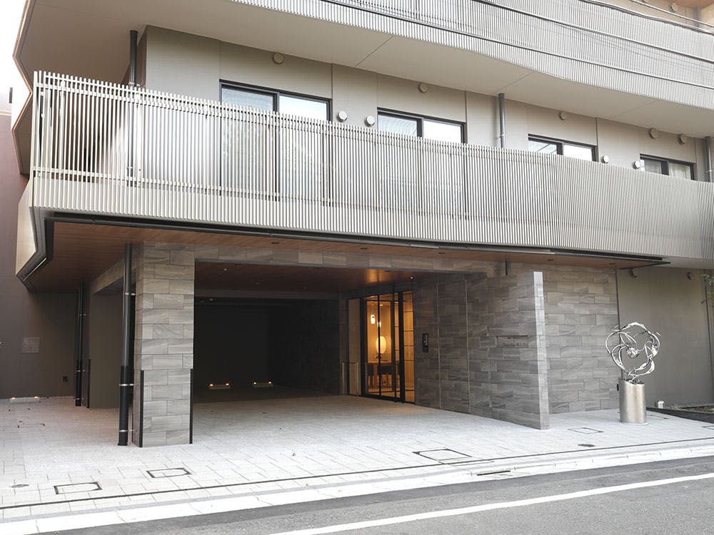 チャームスイート高円寺 玄関