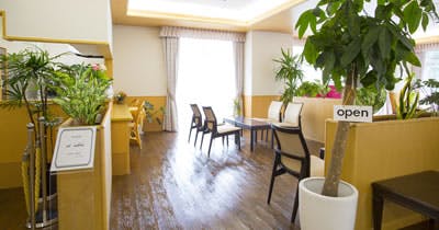 コンソルテ新緑苑 喫茶