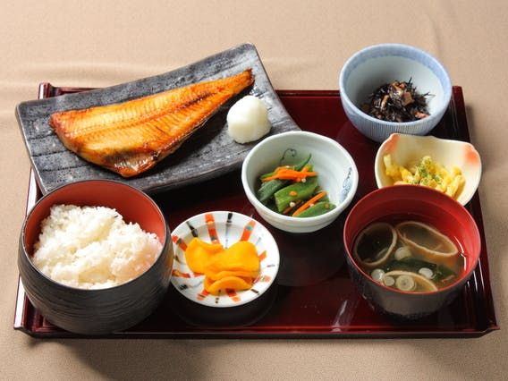 シニアホームあかね 食事イメージ