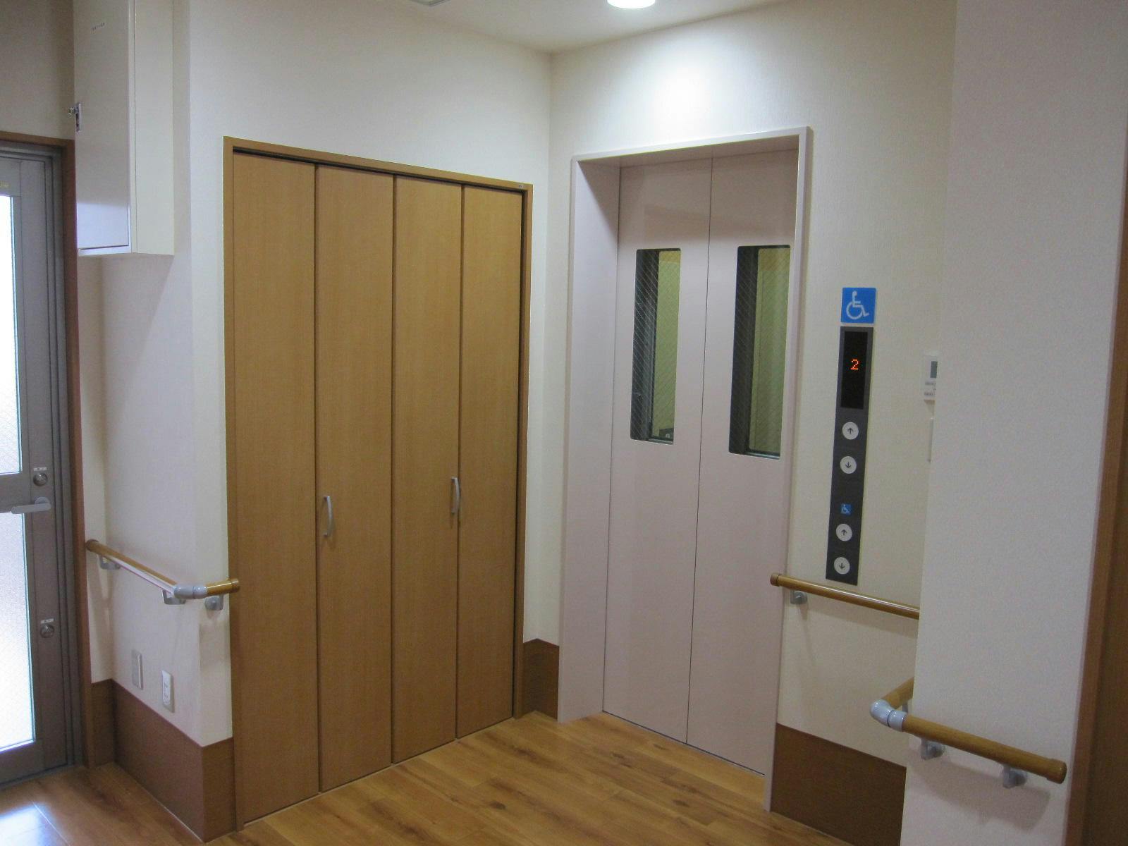 サンラフレ豊中 エレベーター