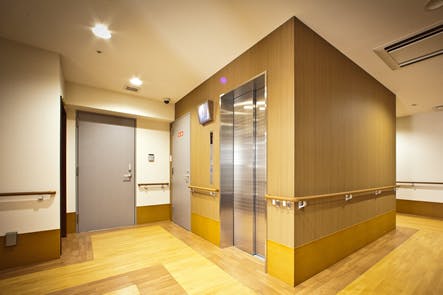 アルタスハイム中川 エレベーターホール