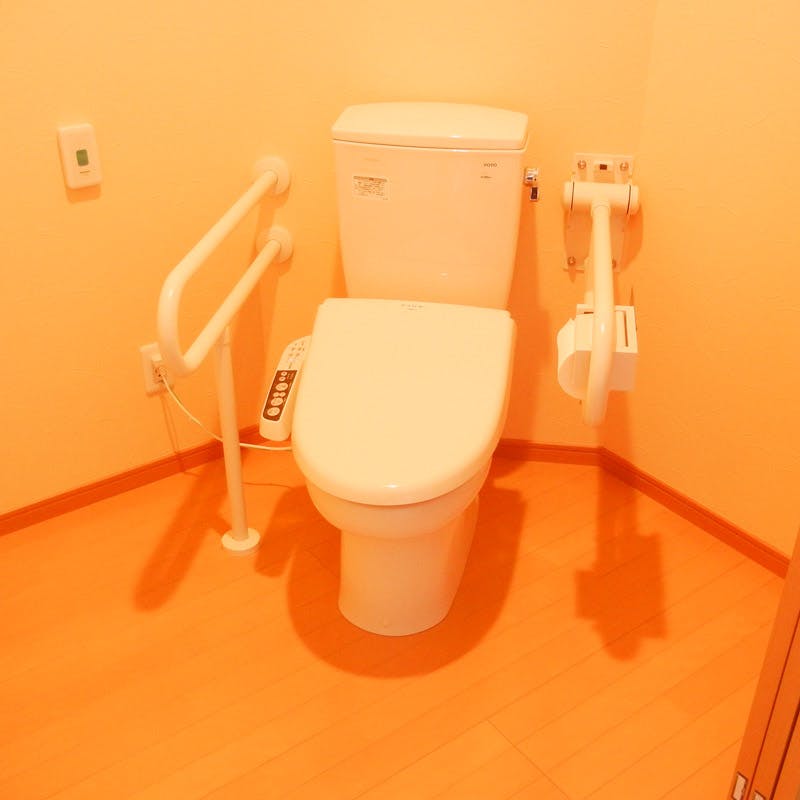 サービス付き高齢者向け住宅みらい トイレ