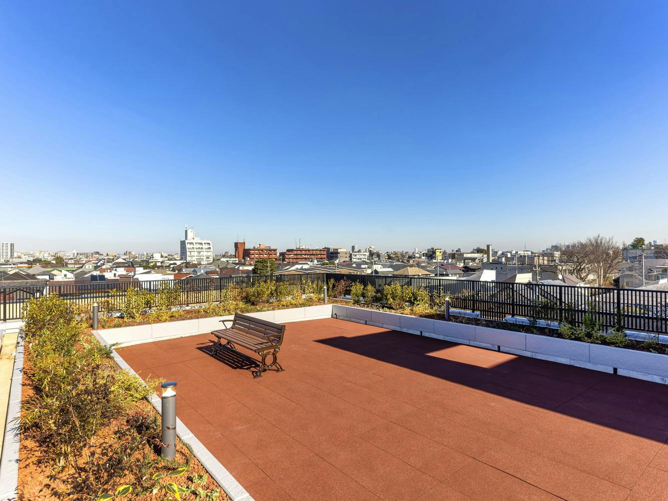 チャームスイート久我山 屋上