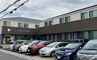 ナーシングホスピス堺 駐車場