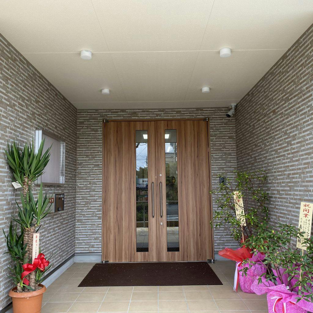 そうごうケアホーム高槻土室 エントランス