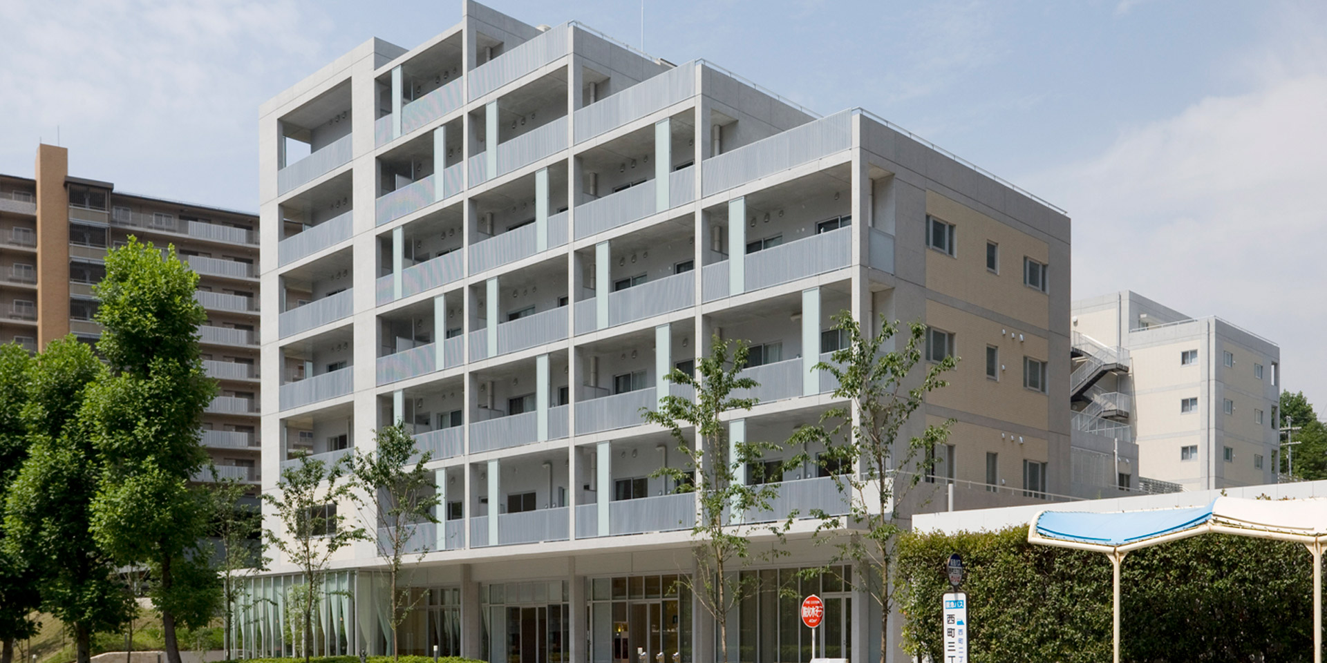 ブランシエール千里中央 外観