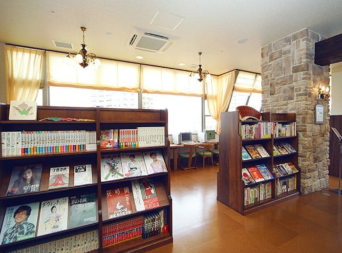 介護付有料老人ホーム メリィハウス西風新都 図書パソコンコーナー