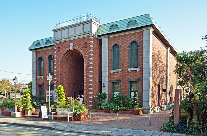 チャームプレミア山手町 岩崎博物館