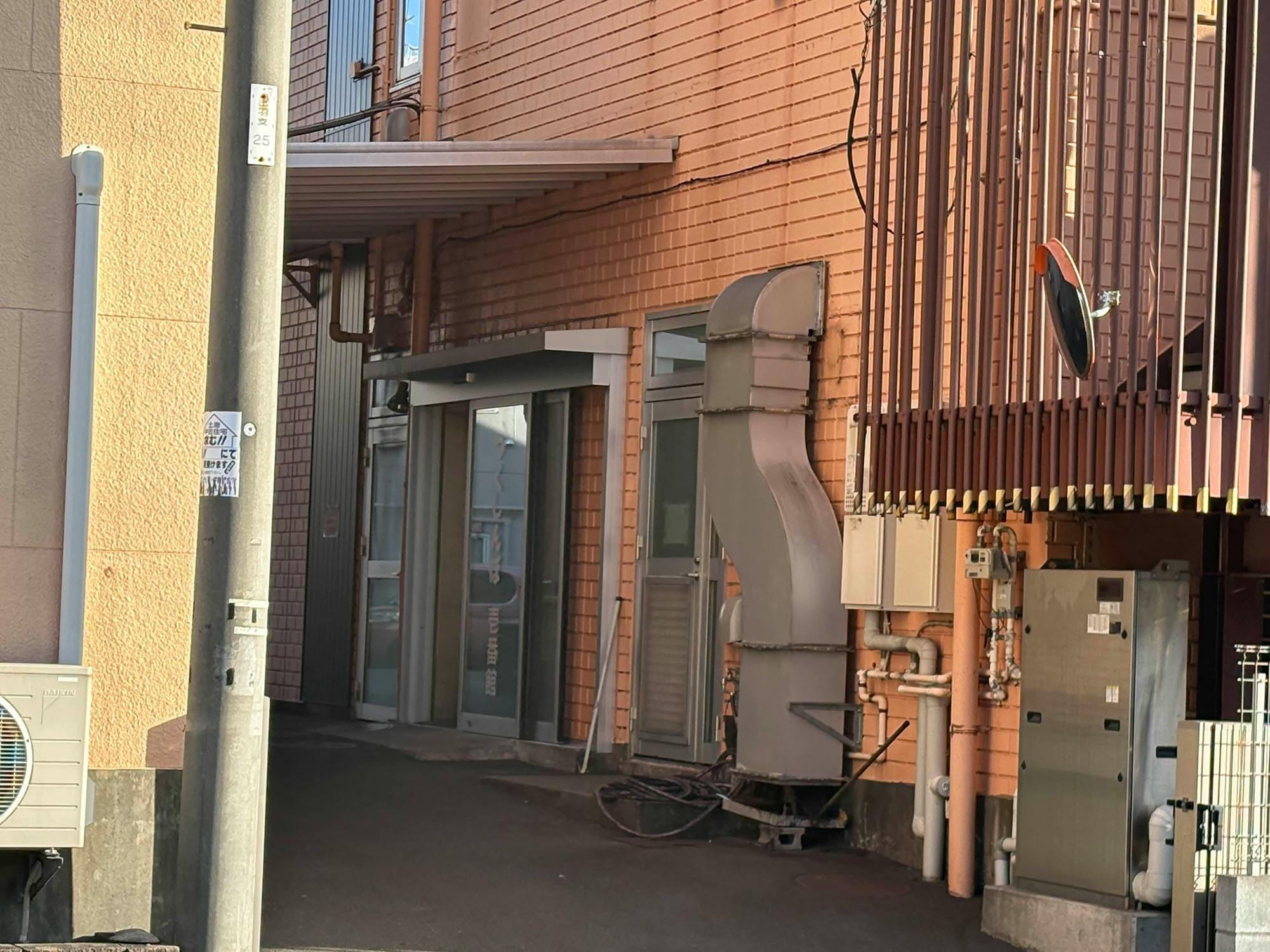 つくしんぼ壱番館 入口