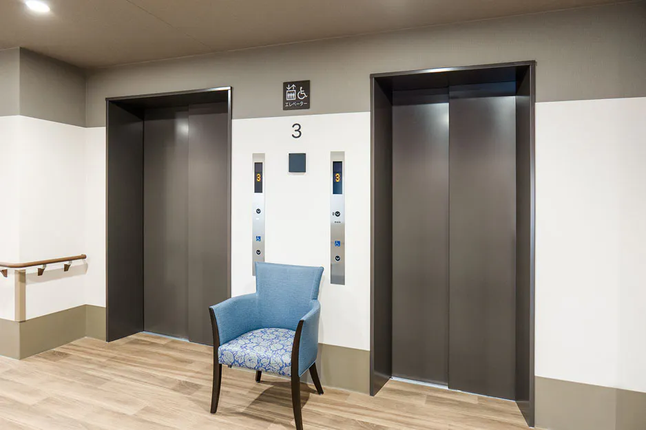 リアンレーヴ市ケ尾壱番館 エレベーターホール