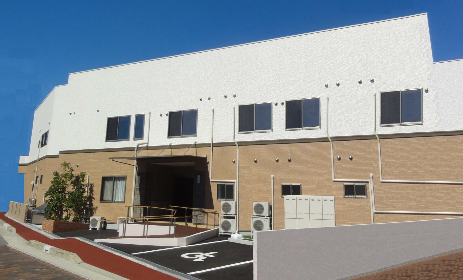 フィオレ・ヴィータ松原 外観