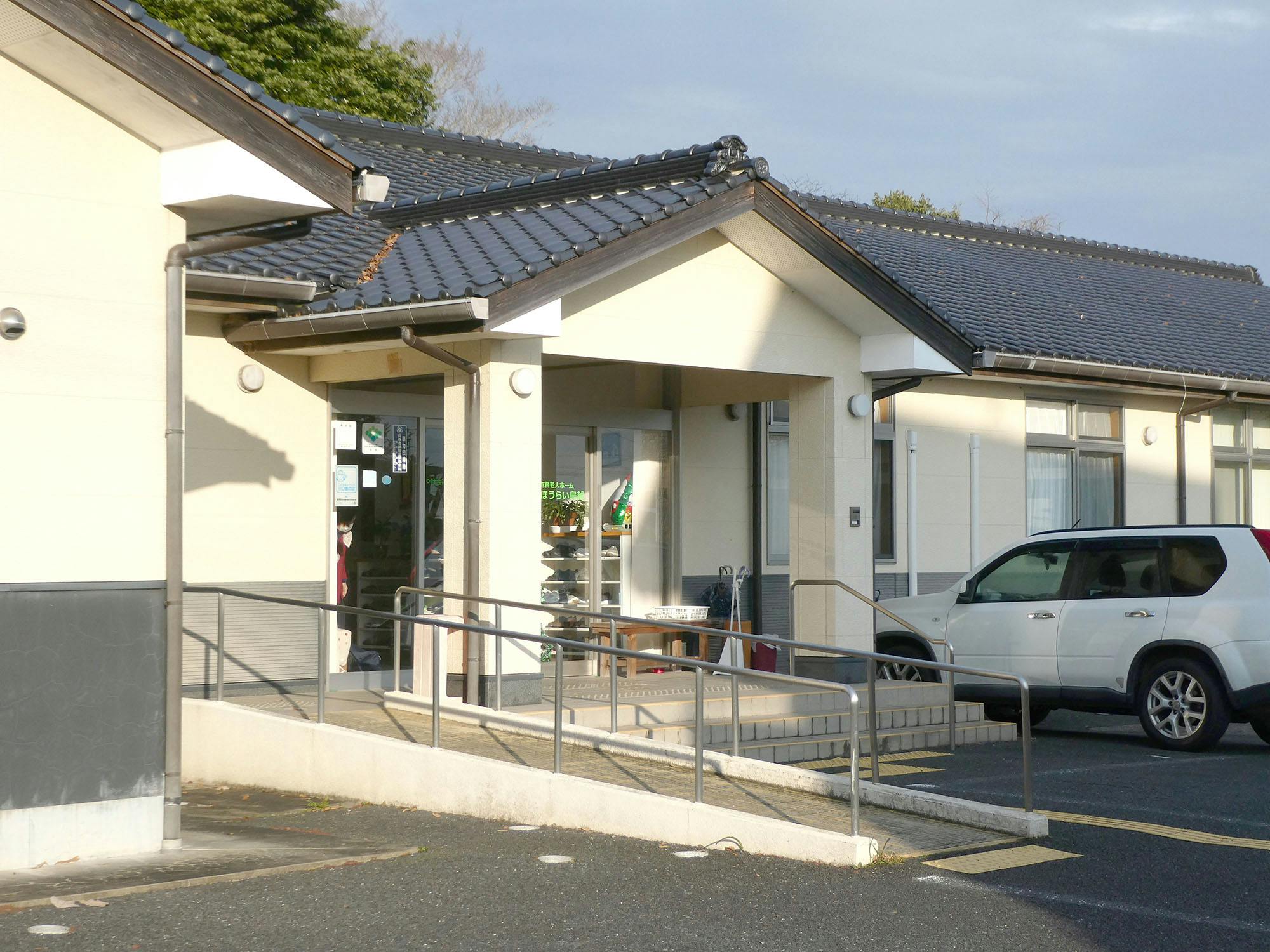 ほうらい鳥越 入口